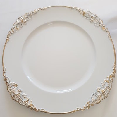 Baroque charger plate 400